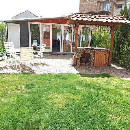 Sunflowers Гостевой дом Поморие