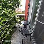 Sunflowers Affittacamere 4*