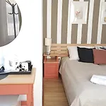 Sunflowers Affittacamere 4*